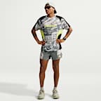 Haut de running à manches courtes imprimé Nike Dri-FIT pour homme