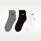Nike Everyday Lightweight Training Ankle Socks (3 Pairs)