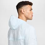 Chamarra de correr para hombre Repel UV Nike Stride