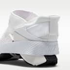 Nike Go FlyEase 女款輕鬆穿脫鞋款