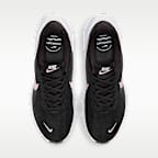 Γυναικεία παπούτσια για τρέξιμο σε δρόμο Nike Revolution 8