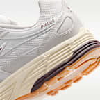Tenis Nike P-6000