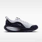 Nike Vomero 18 GORE-TEX Men's Waterproof Road Running Shoes with Reflective Accents