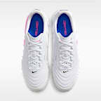 Nike Tiempo Reactgato Indoor/Court Low-Top Soccer Shoes