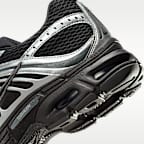 Nike Air Max Moto 2K damesschoenen met accenten met reflecterend design