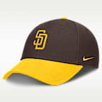 Gorra con broche a presión Nike de la MLB Evergreen para hombre San Diego Padres