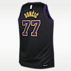 Jersey Nike de la NBA Swingman para niños talla grande Luka Dončić Los Angeles Lakers City Edition