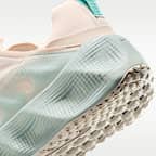 ナイキ エイバ ローバー シューズ