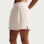 Shorts Dri-FIT de tiro medio holgados de 10 cm para mujer Nike 24.7 ImpossiblySoft