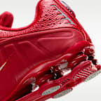 ナイキ ショックス R4 メンズシューズ