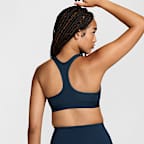 Bra deportivo sin almohadillas para mujer Nike Swoosh Light Support