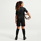 Beşiktaş J.K. Older Kids' Nike Football Knit Shorts