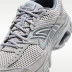 รองเท้าผู้ชาย Nike Air Max Moto 2K