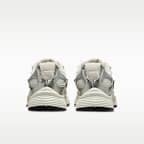 Nike V5 RNR Women's Shoes with Reflective Accents