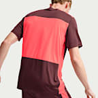 Nike Academy+ Men's Dri-FIT Short-Sleeve Soccer Top