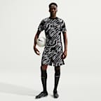 Nike Academy+ Dri-FIT fotbollsshorts för män