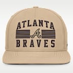 Gorra Nike AeroBill de la MLB ajustable para hombre Atlanta Braves Pro