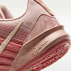 Sabrina 3 "Three" Basketballschuh