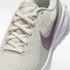 Nike Revolution 8 女款路跑鞋