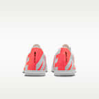 Nike Mercurial Vapor 15 Club Indoor/Court Low-Top Soccer Shoes
