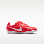 Nike Jr. Tiempo Streetgato Older Kids' Indoor/Court Low-Top Football Shoes