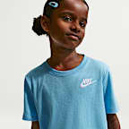 Conjunto de 2 piezas con shorts de tejido Knit Club para niños talla pequeña Nike