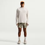 Playera de trail running Dri-FIT con gorro con protección contra los rayos UV para hombre Nike ACG "Solar Chase"