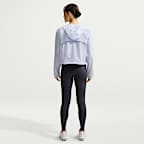 Chamarra de correr Repel de corte cuadrado con protección contra los rayos UV para mujer Nike Tempo