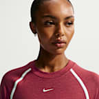 Nike Sportswear Women's Tight Long-Sleeve Cropped Top