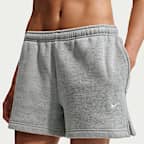 Nike Studio Fleece-shorts i medium vægt med mid rise til kvinder
