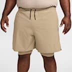 Shorts versátiles Dri-FIT de 18 cm 2 en 1 para hombre Nike Unlimited