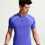 Nike Pro Training Men's Dri-FIT ADV Short-Sleeve Top