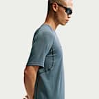 เสื้อแขนสั้นผู้ชาย Dri-FIT Nike Tech