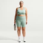 Nike One Bike Shorts mit Taschen und hohem Bund für Damen (ca. 20,5 cm, große Größe)
