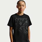 Nike Sportswear Older Kids' T-Shirt