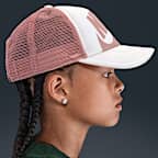 Nike Rise 兒童硬頂嘻哈帽