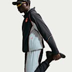 Chelsea FC Strike+ SE Men's Nike Football Repel Woven Trousers