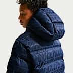 Giacca puffer ampia con cappuccio Therma-FIT Nike Sportswear "All Day Play" – Ragazzo/a