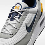 Nike College Air Max Verse (Michigan) Men's Shoes