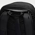 ナイキ コミュート バックパック (25 L)