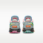 LeBron XX EP Basketball Shoes