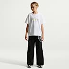 Nike Sportswear Older Kids' (Girls') T-Shirt