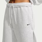 Pants plisados holgados con botones a presión para mujer Nike Studio Fleece Medium Weight