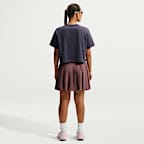 Playera de manga corta holgada cropped para mujer Nike Sportswear Classic