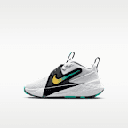 Nike Team Hustle D 12 Little Kids' Shoes
