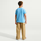Playera para niños talla grande Nike Sportswear