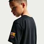 F.C. Barcelona Premier Older Kids' Nike Footba T-Shirt