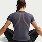 Nike Universa Women's Mesh Short-Sleeve Top