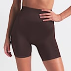 Shorts de ciclismo de tiro alto de 13 cm para mujer NikeSKIMS Satin Shine