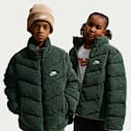 Chamarra acolchada Therma-FIT holgada para niños talla grande Nike Sportswear